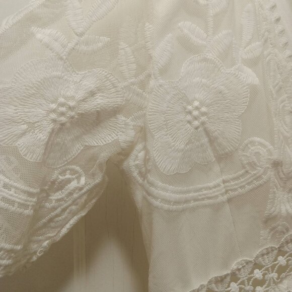 White Lace Maxi Dress - Picture 4 of 6